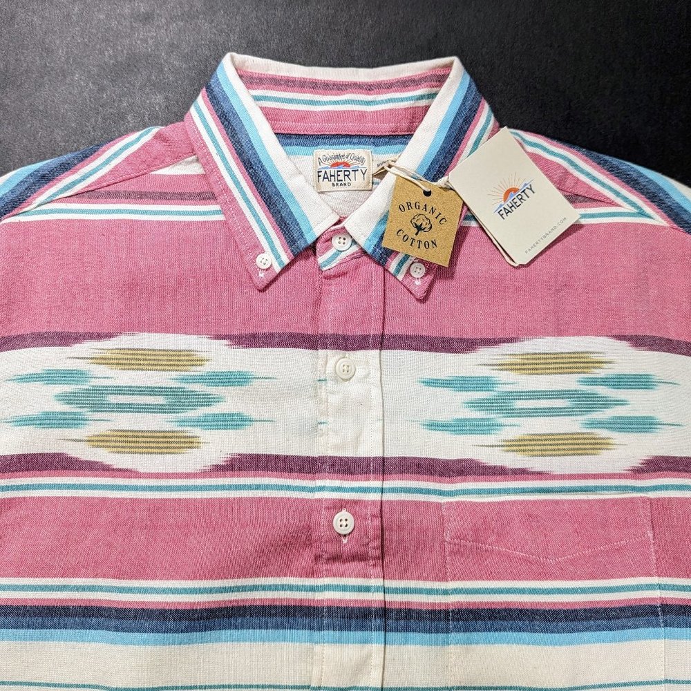 $168 Faherty Shirt Men`s Short Sleeve Coast Shirt Size M  Red Summer Ikat